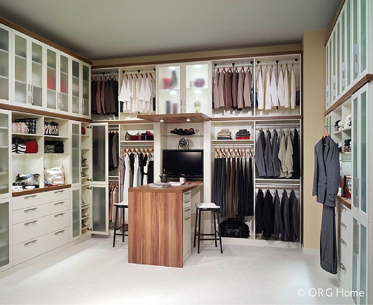 Taking inventory to get the right vertical distance between walk in closet sections helped this Dublin Ohio closet be more efficient - Innovate Home Org 