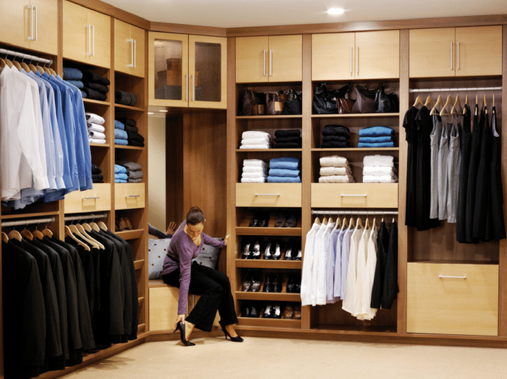 https://innovatehomeorg.com/wp-content/uploads/2016/09/angled-shoe-shelves-custom-closet.png