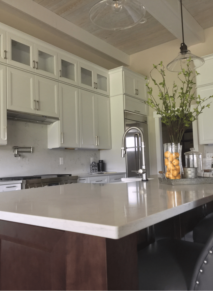 Open kitchen in a baby boomer empty nester focused luxury custom home in the 2017 Columbus BIA Parade of Homes - Innovate Home Org and Maple Craft Custom Builders 