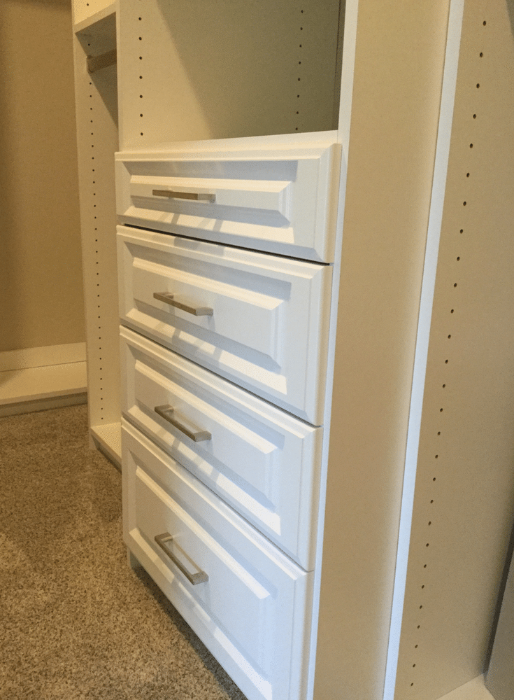 Varying closet drawer heights for flexibility in a Columbus custom