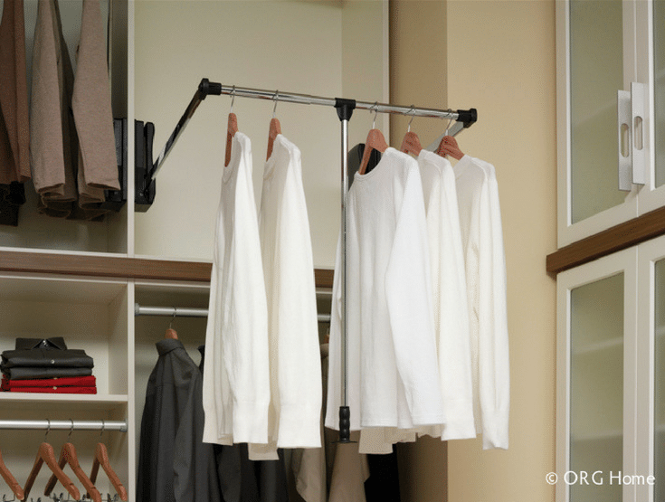 Pull Down Rod in Closet | Innovate Home Org  | #ClosetDesign #FunctionalCloset #PullDownRod