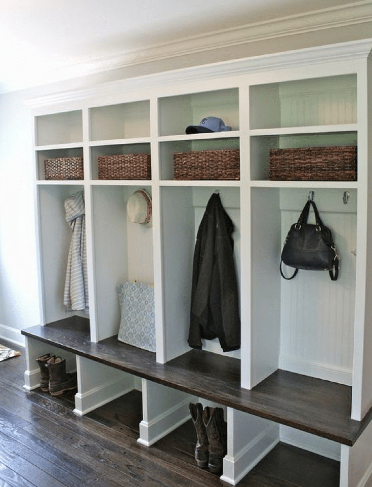 Entryway hanging www.shelterness.com | Innovate Home Org  | Columbus, Ohio | #EntrywayStorage #MudroomCubbies #StorageUnits
