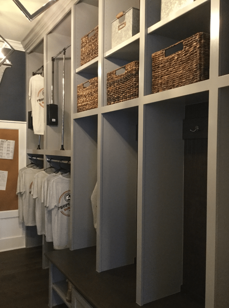 Pull Down Wardrobe rod in Bob Webb custom homes Parade Home | Innovate Home Org | #MudrromStorage #PulloutWardrobe #CustomMudroom