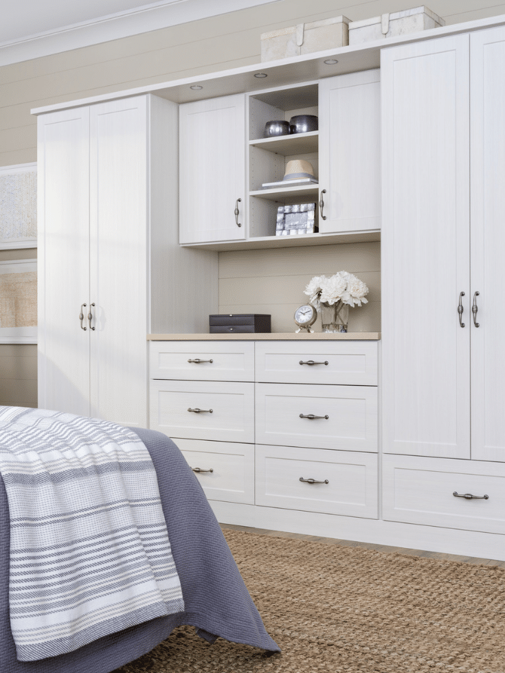 Drawers in a custom wardrobe closet | Innovate Home Org | Columbus Ohio | #Drawers #CustomCloset #ColumbusClosetOrganizers #ClosetByDesign