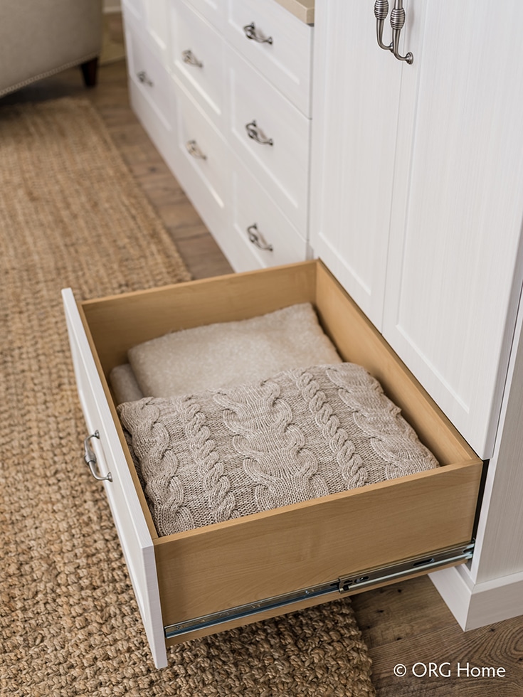 Full extension drawers for a cramped columbus closet | Innovate Building Solutions | Innovate Home Org | #CustomClosets #CrampedDrawers #ColumbusClosets #StorageDrawers