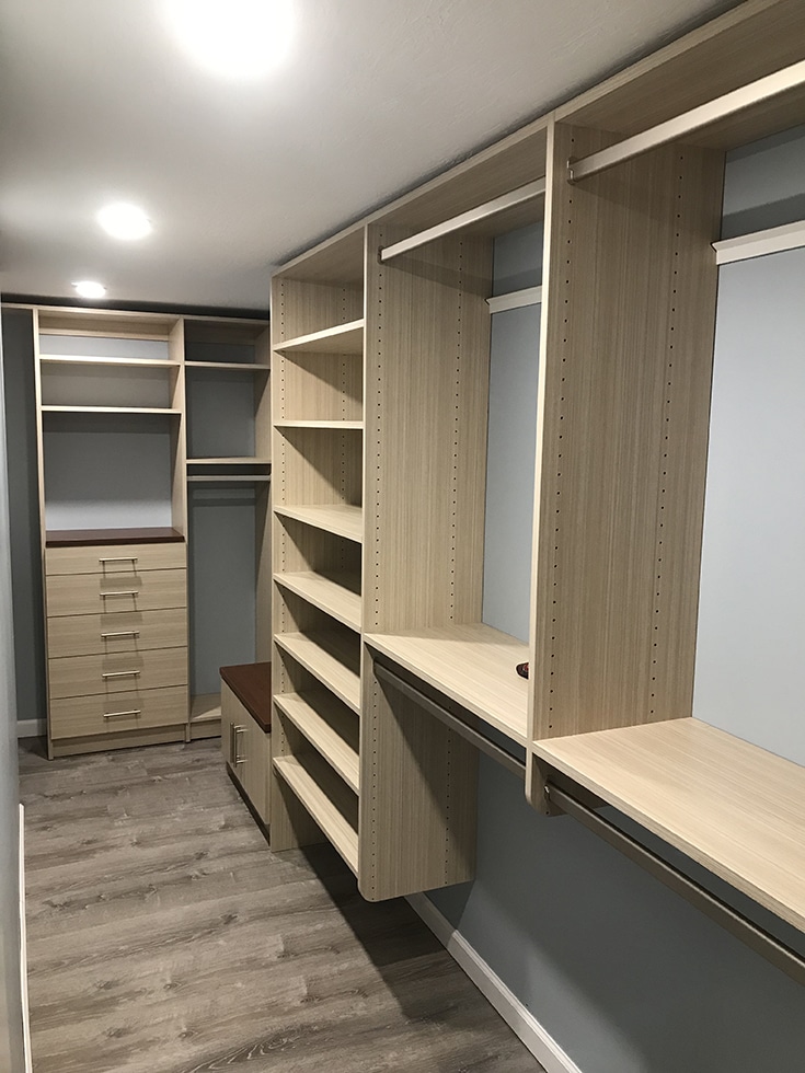 wall double hung sections in a custom columbus closet | Innovate Home Org | #DoubleHungShelf #HangingSpace #CustomCloset