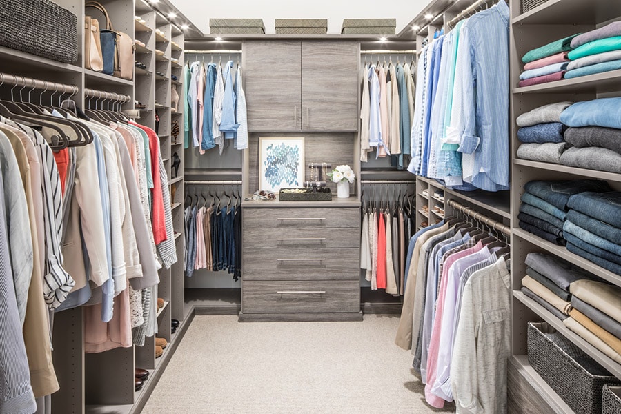 consider depth between sections for a custom closet design worthington ohio | Innovate Home Org | #WalkInCloset #ClosetSystem #ColumbusCloset 