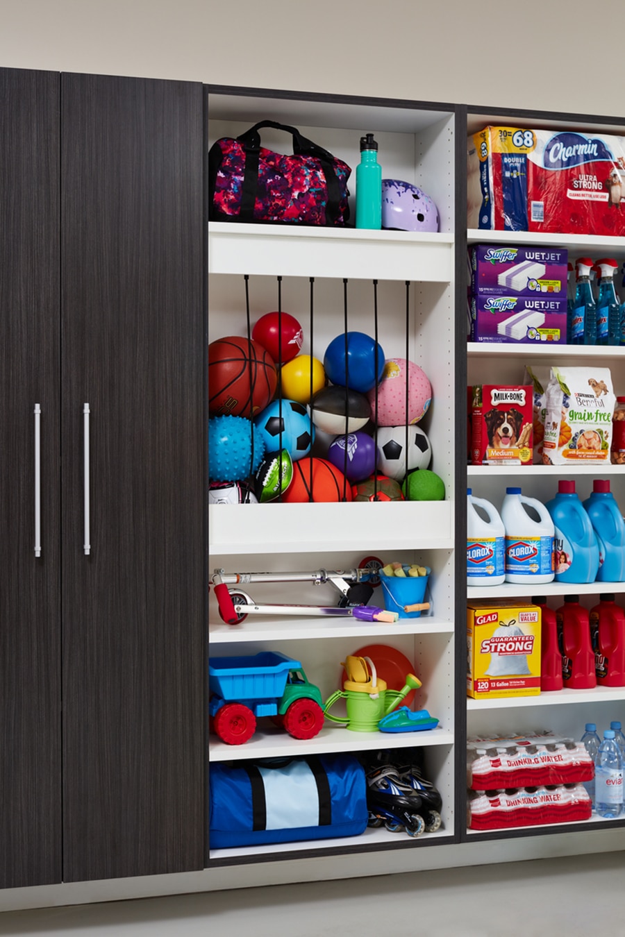 Design flaw 7 garage ball stay inside Columbus cabinetry | Innovate Home Org | Innovate Building Solutions | #GarageStorage #Sports #SportsBalls #StorageforBalls