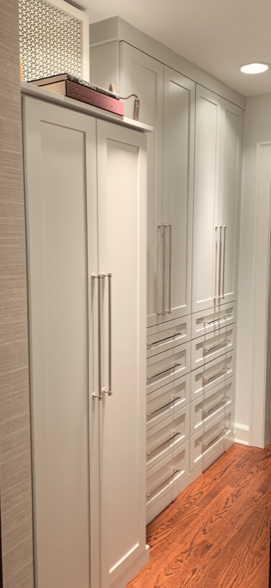 Idea 4 base trim in a custom closet credit Beth Patrick Closet Factory Cleveland | Innovate Home Org | #CustomCloset #Organization #Designer #Beautiful #GorgeousCloset