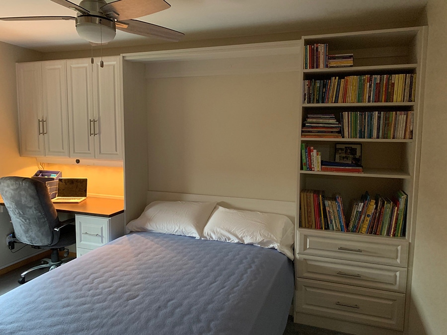 Fact 7 murphy bed with a desk and bookshelf hilliard columbus ohio | Innovate Home Org #MurphyBed #wallBed #BookshelfStorage