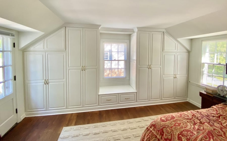 Step 8 raised panel wardrobe credit - Beth Patrick Closet Factory Cleveland | Innovate Home Org Columbus, OH #Wardobecloest #Customclosetsolutions #walkinclosetcost