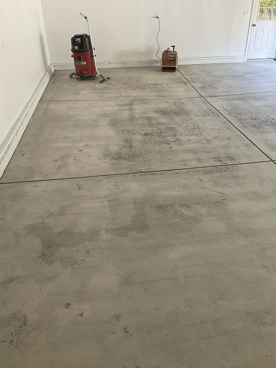 moisture coming through the concrete need for moisture barrier | Innovate Home Org | Garage Coating