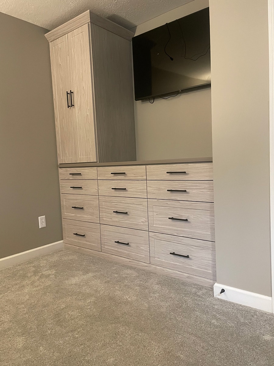 Question 6 custom fitted armoire wardrobe in a Columbus bedroom - Innovate Home Org, Columbus Ohio Storage Options, Fitted Armoire Designs, Home Storage Design Ideas, Freestanding Custom Storages