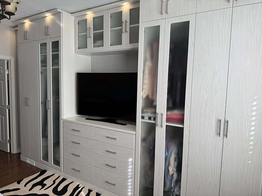 Question 6 different heights and depths in Columbus custom fitted wardrobe - Innovate Home Org, Custom Wardrobe Design Ideas, Home Storages With Lights, Drawers And Cabinets, Home Improvement Project Ideas