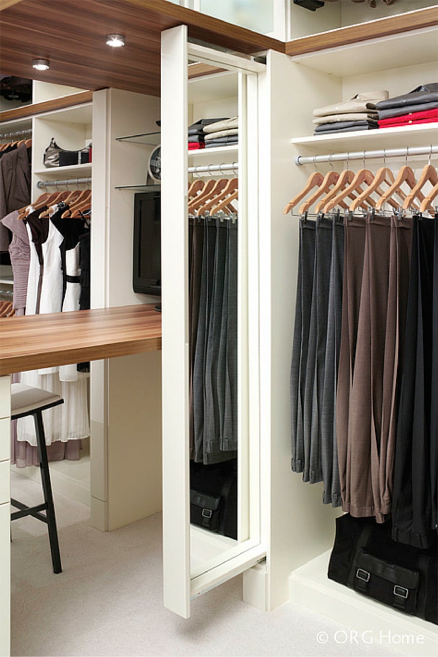 Section 3 feature 14 pull out mirror - Innovate Home Org, Columbus Ohio Custom Closets, Walk In Custom Closets, Cabinets And Drawers, Home Storage Design Options