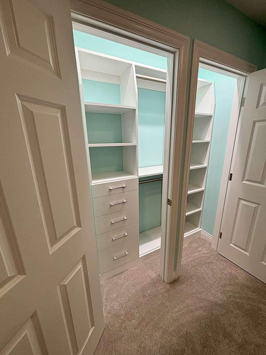 Idea 6 white laminate reach in closet with reach verticals floor based - Innovate Home Org, Reach In Closet Designs, Custom Home Closet Options, Modern Closet Storage Needs, Closet Concept Ideas